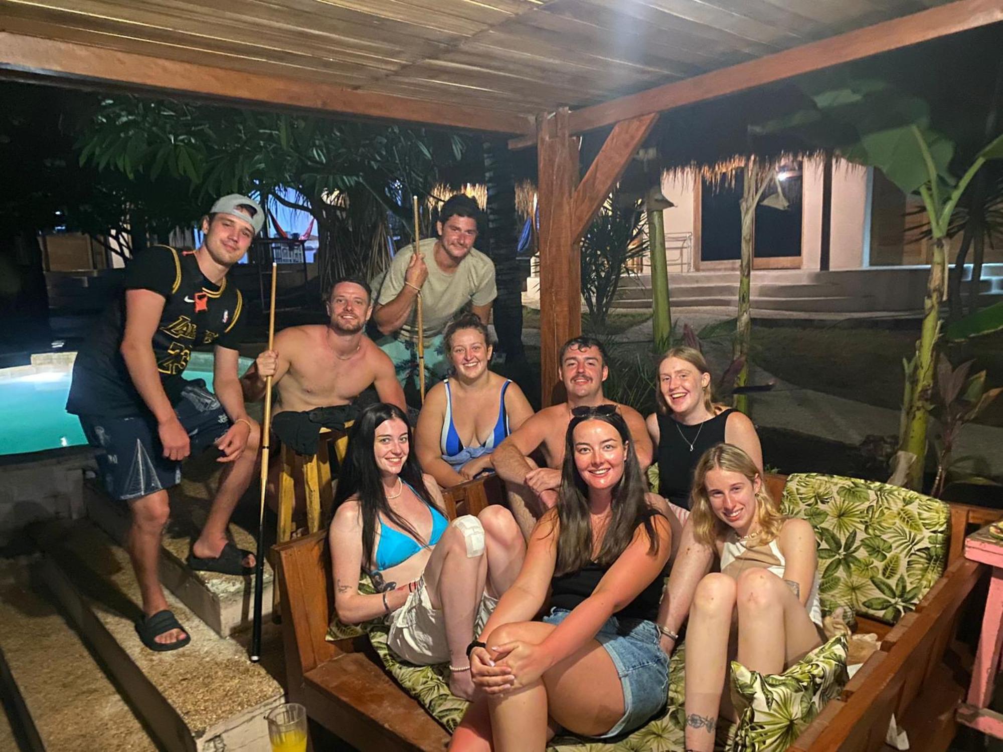 Jati Village, Party Hostel And Bungalows Gili Trawangan Exteriör bild